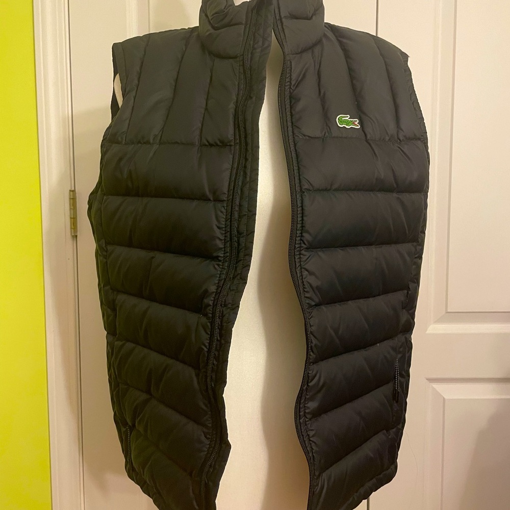 BRAND NEW LIKE VEST FROM LACOSTE. IN A GOOD CONDITION. GREAT FOR FALL AND WINTER
